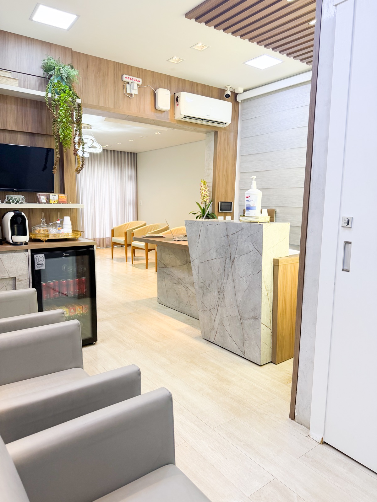 Entrada e recepção da LA Odontologia